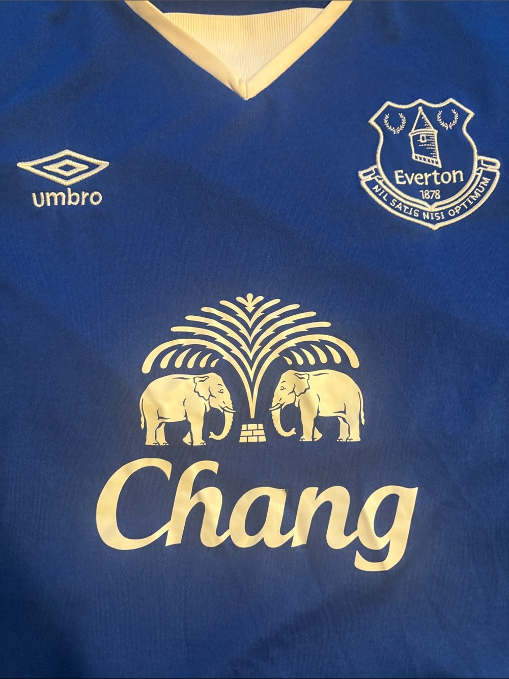 Umbro Everton England Soccer Jersey - Picture 3 of 6
